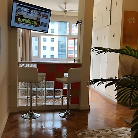 Apartamento Em Copacabana Com Vista Lateral Do Mar Рио-де-Жанейро Экстерьер фото